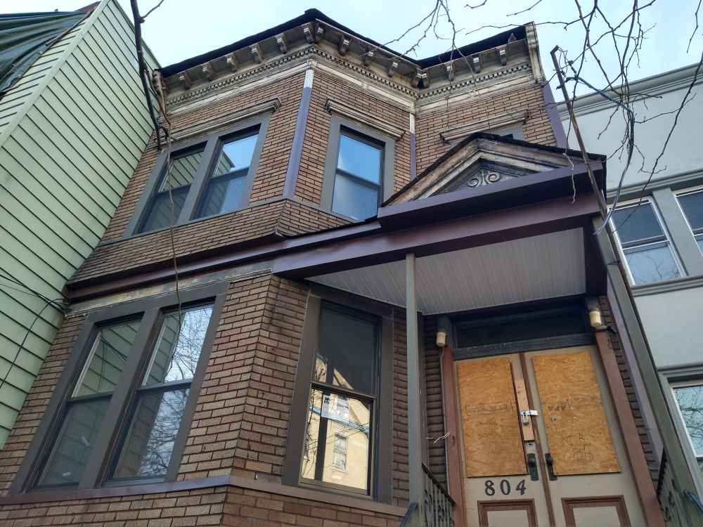 804 Freeman- repair